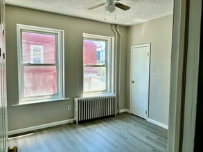 1137 E 3rd St in Bethlehem, PA - Building Photo - Building Photo