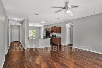 12271 Harts Rd in Jacksonville, FL - Building Photo - Building Photo