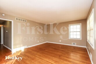 1626 E 75th Terrace in Kansas City, MO - Building Photo - Building Photo