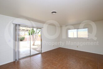 713 E Campus Dr in Tempe, AZ - Building Photo - Building Photo