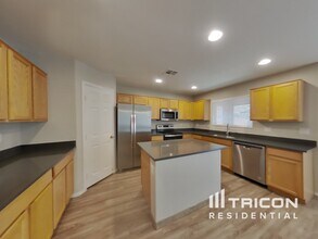 85 W Sun Ray Dr in Queen Creek, AZ - Foto de edificio - Building Photo