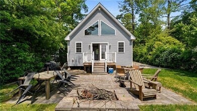 110 Vine St in Coventry, RI - Building Photo - Building Photo