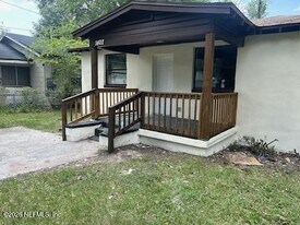 1407 W 31st St in Jacksonville, FL - Building Photo