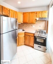 594 Henry St in Brooklyn, NY - Building Photo - Building Photo