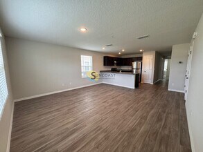 617 Century 21 Dr, Unit 4 in Jacksonville, FL - Building Photo - Building Photo