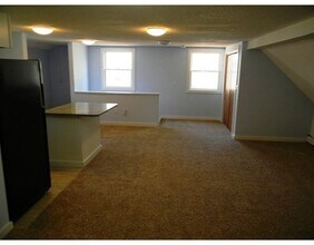 119 Great Rd-Unit -B in Bedford, MA - Foto de edificio - Building Photo