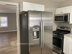 2264 Headland Dr in East Point, GA - Foto de edificio - Building Photo