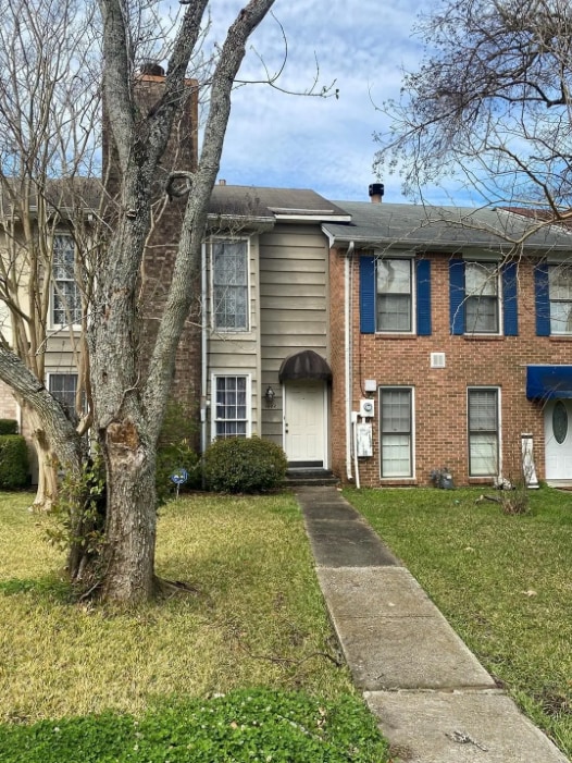 property at 1606 Cobblestone Ct