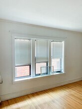 633 W Arlington Pl, Unit #42 in Chicago, IL - Building Photo - Building Photo