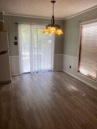 105 Simon Latour Rd photo'