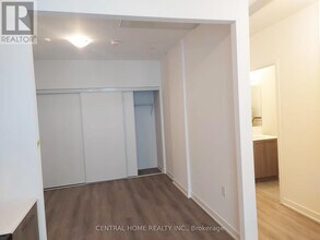 7439 Kingston Rd in Toronto, ON - Building Photo - Building Photo