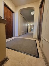Jackson Manor Apartments in Fort Wayne, IN - Foto de edificio - Building Photo