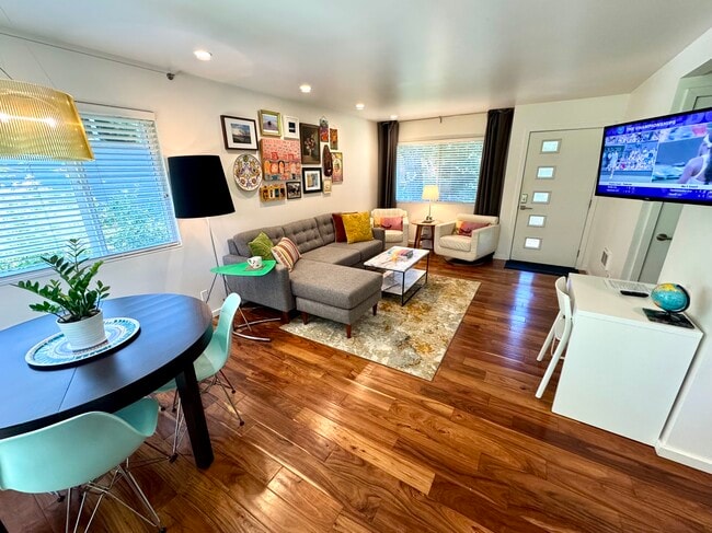 property at 338 4th Pl