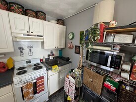 639 Somerville Ave, Unit 1 in Somerville, MA - Building Photo