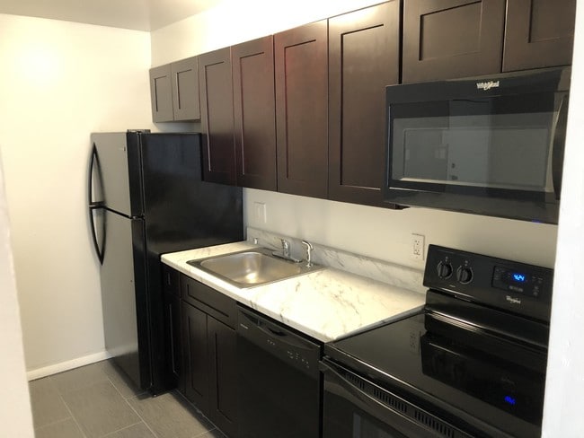 Cedar Square Apartments