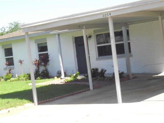 3209 W Tyson Ave in Tampa, FL - Building Photo - Building Photo