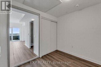 7437 Kingston Rd in Toronto, ON - Building Photo - Building Photo