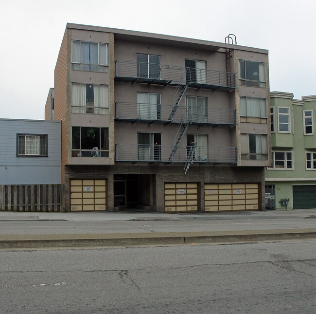 4611 Lincoln Way in San Francisco, CA - Building Photo - Building Photo