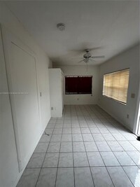 561 SW 71st Pl in Miami, FL - Building Photo - Building Photo