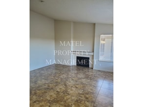 1313 Floyd Ave in Modesto, CA - Building Photo - Building Photo