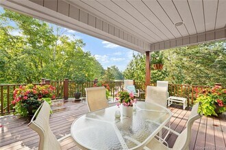 12 Signal Ln in Westport, CT - Building Photo - Building Photo