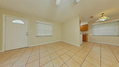 2010 Amherst Ave in Orlando, FL - Building Photo - Building Photo