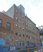 337 Kent Avenue in Brooklyn, NY - Building Photo