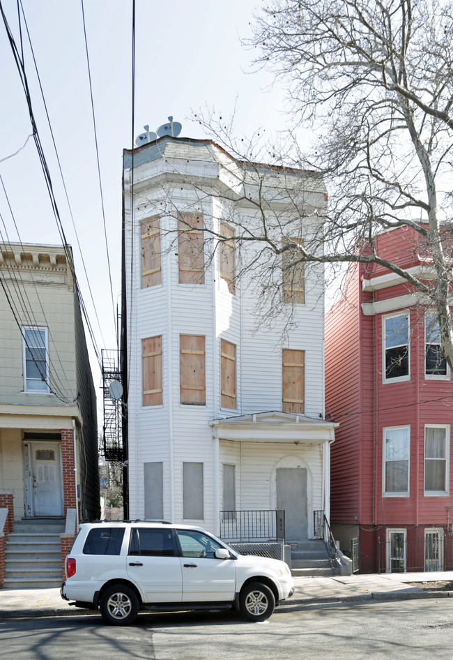 817 E 227th St in Bronx, NY - Building Photo - Building Photo