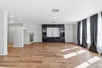 3333 Barada Heights Ave in North Las Vegas, NV - Building Photo - Building Photo