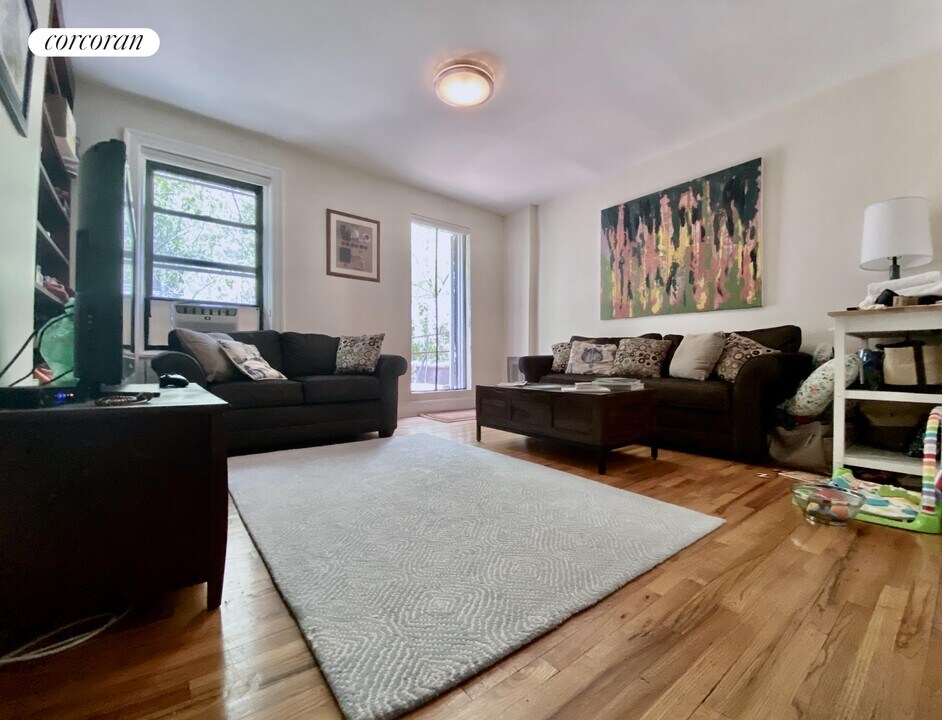 349 W 84th St-Unit -4 in New York, NY - Building Photo