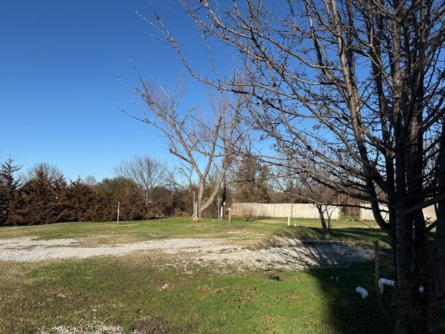 3130 N Cardinal Rd in Azle, TX - Building Photo - Building Photo