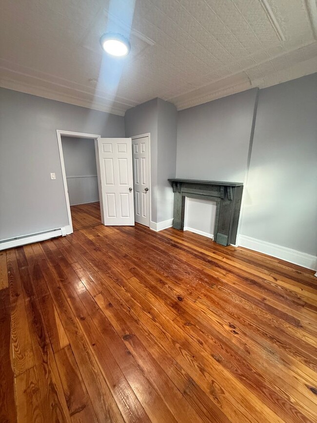 22 Benkard Ave in Newburgh, NY - Building Photo - Building Photo