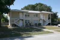 Pine Cove Villas in Clearwater, FL - Foto de edificio - Building Photo