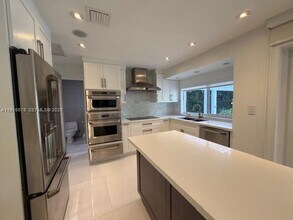 1021 Matanzas Ave in Miami, FL - Building Photo - Building Photo