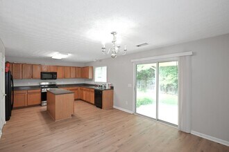 415 Silver Spring St in Dallas, GA - Building Photo - Building Photo