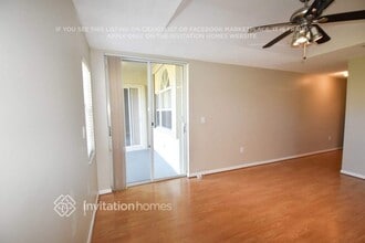 345 W Cypress Cove Cir in Davie, FL - Building Photo - Building Photo