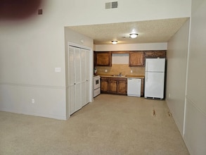 44176 Simpson Pl, Unit B in Hammond, LA - Foto de edificio - Building Photo