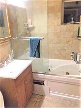 166 Pearl St, Unit 2 in Somerville, MA - Building Photo - Building Photo