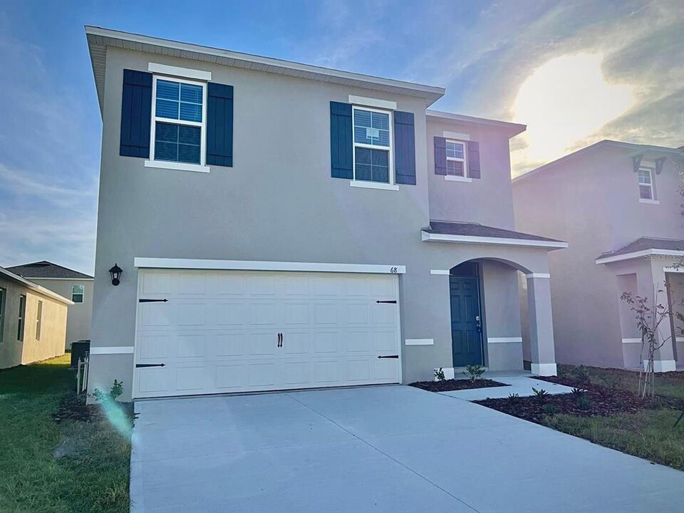 687 Pk Pl Blvd in Davenport, FL - Building Photo