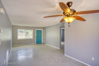 137 Washington Ave in Indialantic, FL - Building Photo - Building Photo