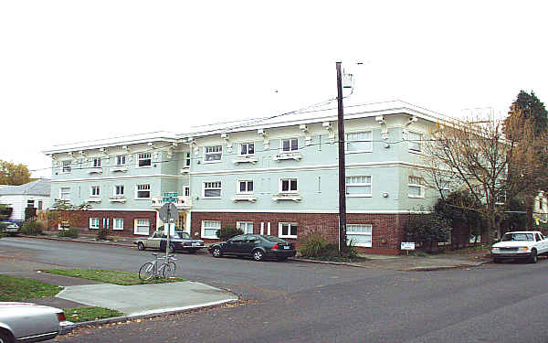 The Laurelwood in Portland, OR - Foto de edificio - Building Photo