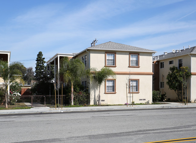 12315 Washington Pl in Los Angeles, CA - Building Photo - Building Photo