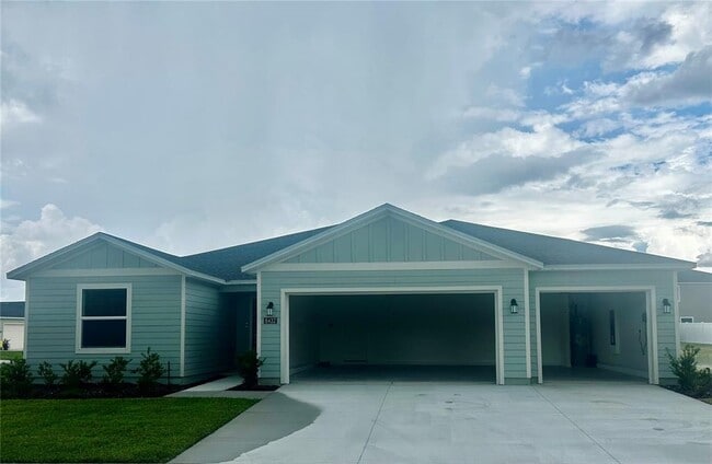 property at 8432 SW 41st Cir