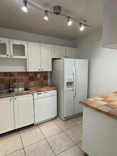 10441 Mahogany Key Cir in Miami, FL - Building Photo - Building Photo