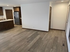 306 South St in McLean, IL - Building Photo - Building Photo