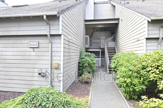 property at 2506 S 317th St