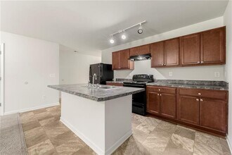 2383 Hackamore Dr in Atlanta, GA - Building Photo - Building Photo