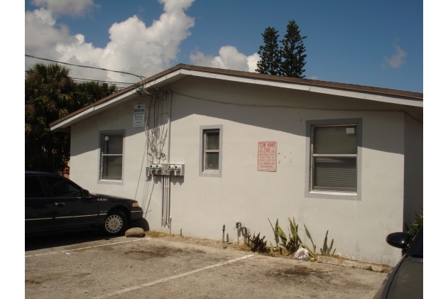 908-912 5th St in West Palm Beach, FL - Building Photo - Building Photo