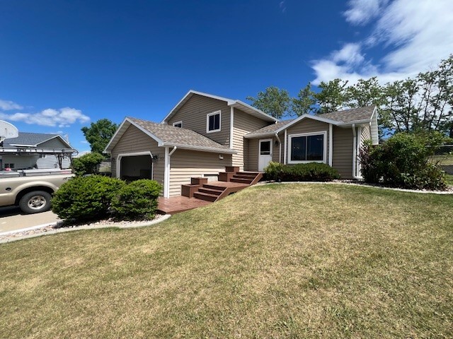 1028 Park Hill Ct in Rapid City, SD - Building Photo - Building Photo