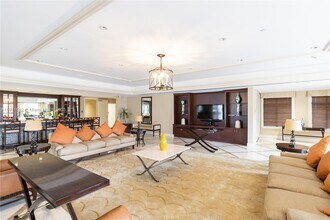 19900 E Country Club Dr, Unit 1112 in Aventura, FL - Building Photo - Building Photo